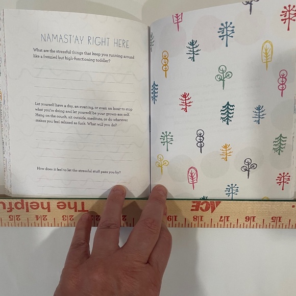 Let That Sh*t Go - fun journal for creating a happy life - Picture 5 of 5